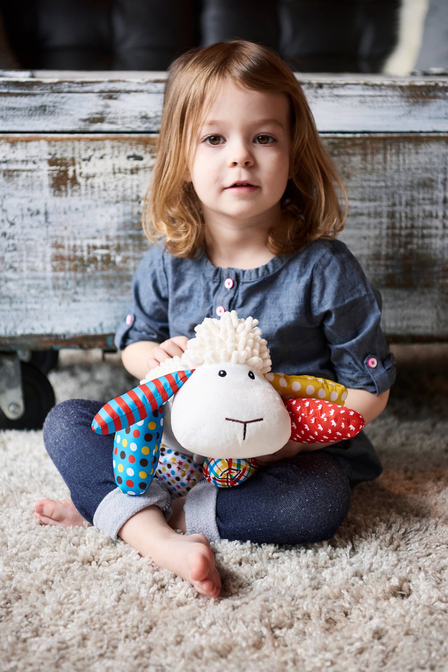 Louie the Lamb - Says 3 Catholic Prayers
