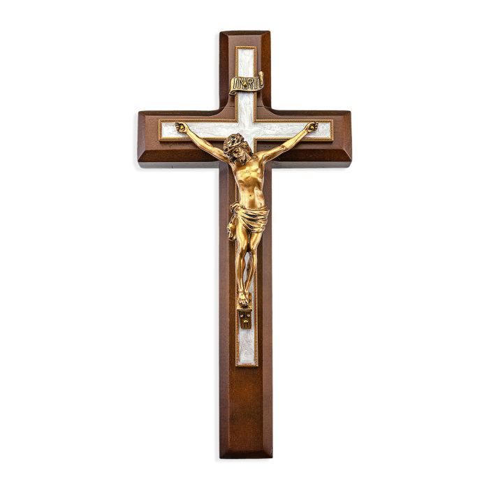 Crucifix 32