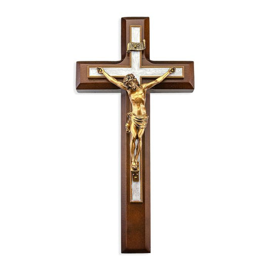Crucifix 32